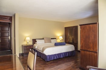 Conquistador Hotel And Conference Center