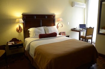 Conquistador Hotel And Conference Center