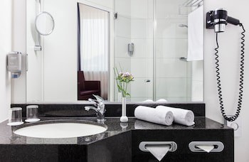 Hotel Freiburg City Center by Leonardo Hotels galeri fotoğrafı