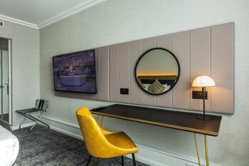 Crowne Plaza Manchester Airport, An Ihg Hotel