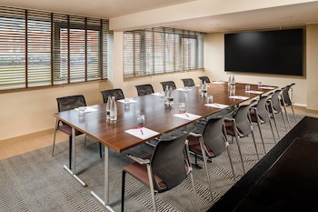 Crowne Plaza Manchester Airport, An Ihg Hotel