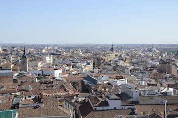 Vincci Capitol
