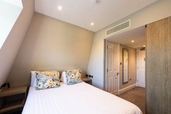 Byron Hotel London