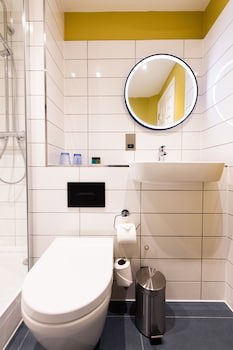 Byron Hotel London