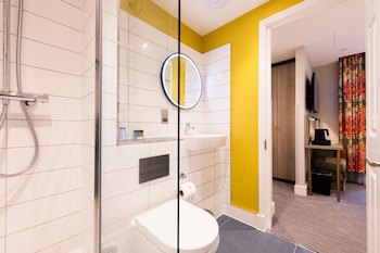 Byron Hotel London