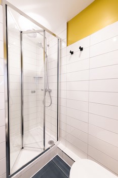 Byron Hotel London