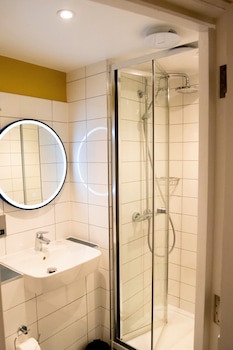 Byron Hotel London