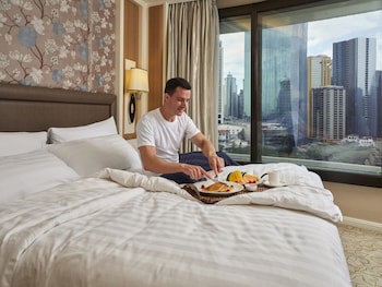 Edsa Shangri-La, Manila