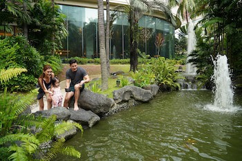 Edsa Shangri-La, Manila