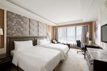 Edsa Shangri-La, Manila
