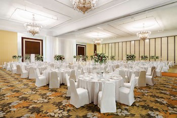 Edsa Shangri-La, Manila