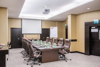 Crowne Plaza Jeddah, An Ihg Hotel