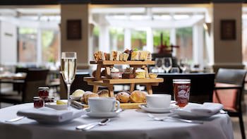 Donnington Valley Hotel And Spa