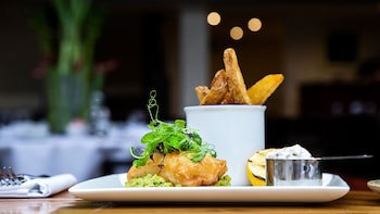 Donnington Valley Hotel And Spa