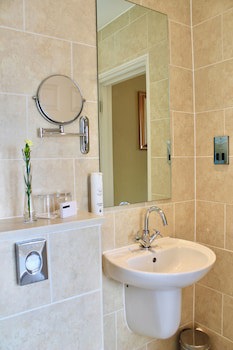 Grovefield House Hotel