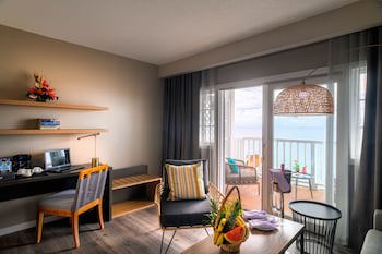 Fort Young Hotel