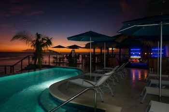 Fort Young Hotel