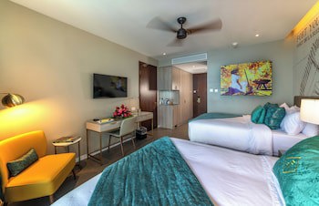 Fort Young Hotel