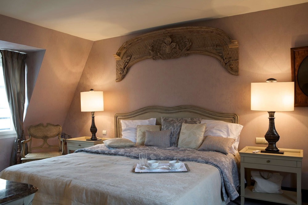 Hotel Chateaubriand Champs Elysees