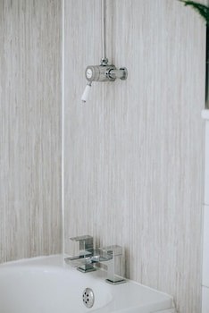 Flackley Ash Country House Hotel