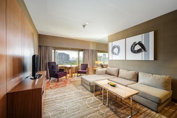 Centara Grand At Central Plaza Ladprao Bangkok