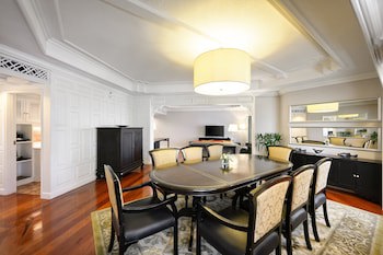 Centara Grand At Central Plaza Ladprao Bangkok