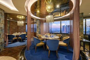 Centara Grand At Central Plaza Ladprao Bangkok