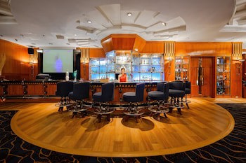 Centara Grand At Central Plaza Ladprao Bangkok