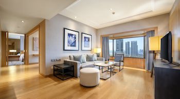 Centara Grand At Central Plaza Ladprao Bangkok
