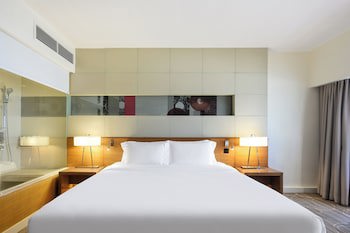 Centara Grand At Central Plaza Ladprao Bangkok