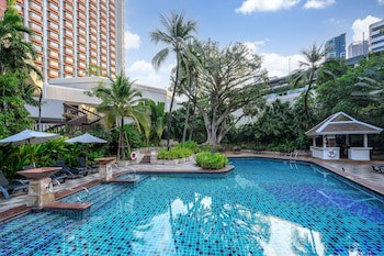 Centara Grand At Central Plaza Ladprao Bangkok