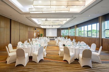 Centara Grand At Central Plaza Ladprao Bangkok