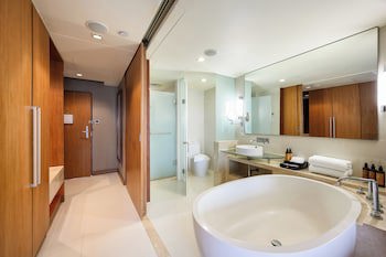 Centara Grand At Central Plaza Ladprao Bangkok