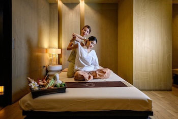 Centara Grand At Central Plaza Ladprao Bangkok