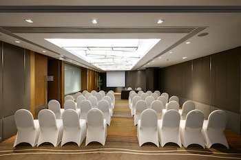 Centara Grand At Central Plaza Ladprao Bangkok