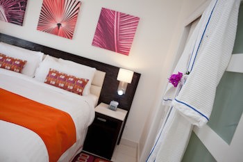 Crystal Cove By Elegant Hotels - All-Inclusive