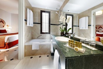 Eurostars Conquistador Hotel
