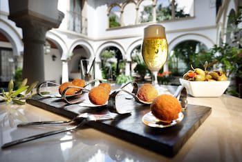 Eurostars Conquistador Hotel