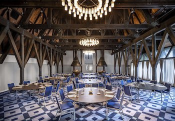Chateau On The Park - Christchurch, A Doubletree By Hilton