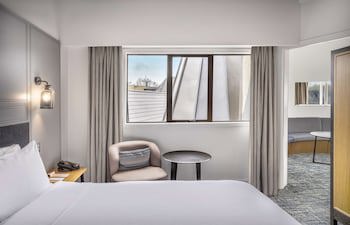 Chateau On The Park - Christchurch, A Doubletree By Hilton