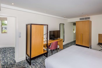 Chateau On The Park - Christchurch, A Doubletree By Hilton