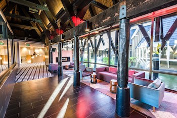 Chateau On The Park - Christchurch, A Doubletree By Hilton