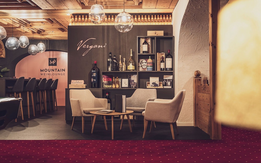 Mountain Plaza Hotel