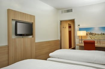 H+ Hotel Darmstadt galeri fotoğrafı
