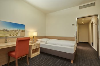 H+ Hotel Darmstadt galeri fotoğrafı