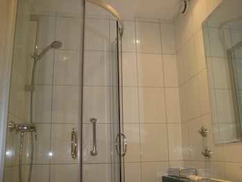 Hotel S16 fotoğrafı