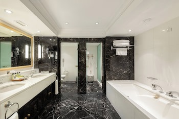 Athenaeum Intercontinental, An Ihg Hotel