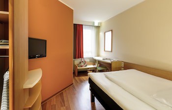ibis Augsburg Hauptbahnhof fotoğrafı