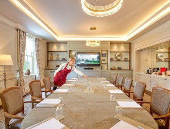 Down Hall Hotel