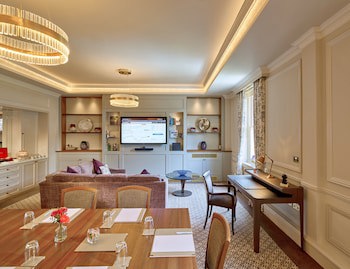 Down Hall Hotel